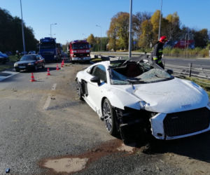 Audi R8 V10 rozbite na obwodnicy Tarnowa