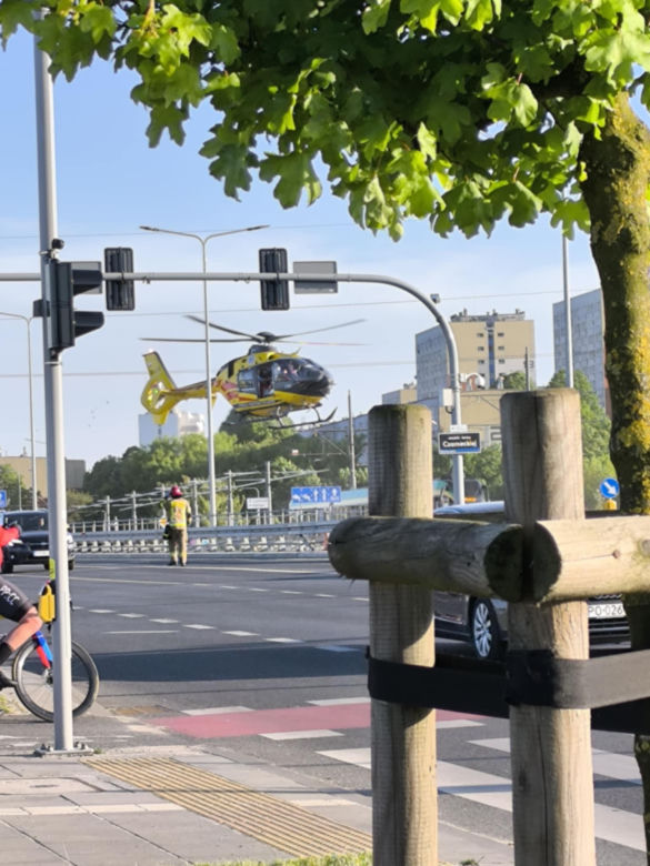 Zderzenie tramwaju i dźwigu