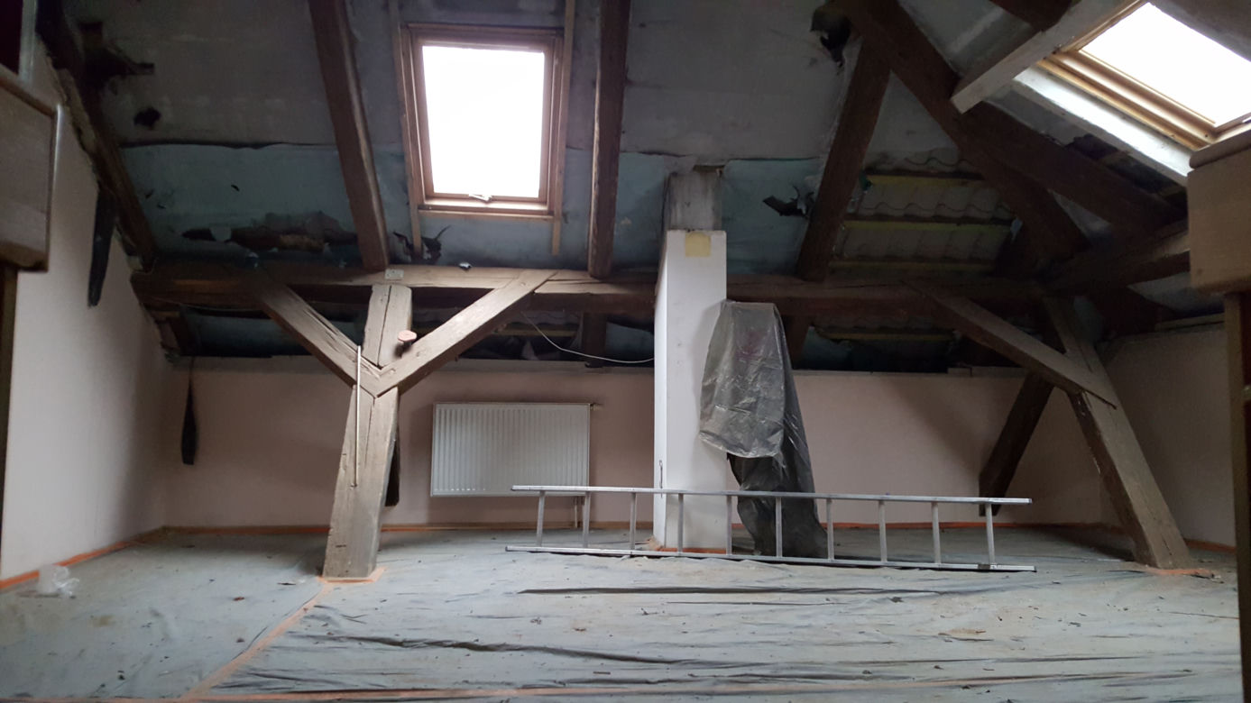 Remont poddasza Małej Galerii