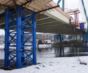 Trwa naprawa mostu Uniwersyteckiego w Bydgoszczy [ZDJĘCIA]