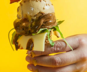 Ten lód smakuje jak... hambuger