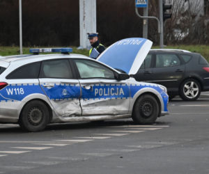 Kolizja na skrzyżowaniu ul. 26 Kwietnia i Santockiej