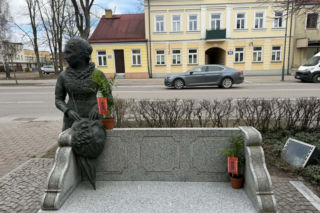 Darmowe palmy na ulicach Suwałk! Mieszkańcy przecierali oczy ze zdumienia. Niezwykła akcja Radia ESKA 