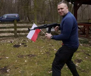 Kijem zrzucał maseczki
