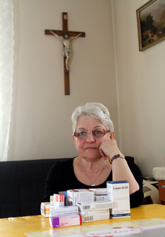 KOMORNIK EKSMISJA CHOROBA  LECZENIE