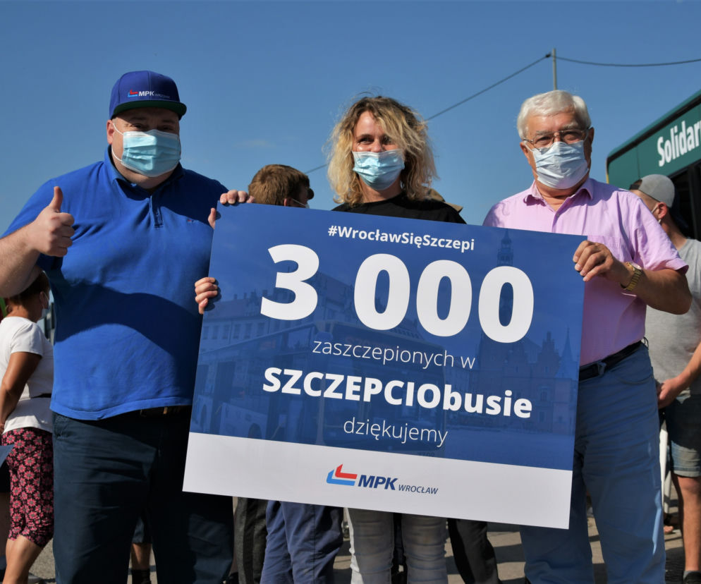 Już 3 tysiące osób zaszczepiło się w autobusie MPK Wrocław