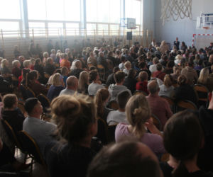 Smród padłych zwierząt nie daje im żyć
