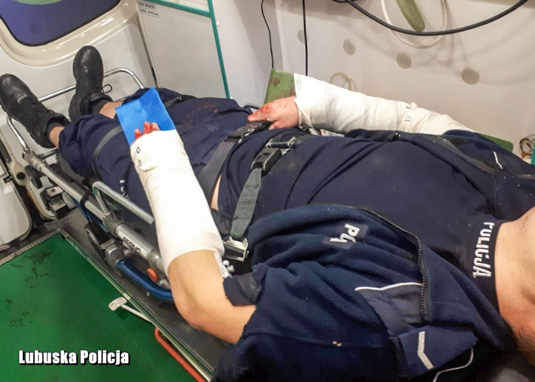 Pirat drogowy znów w akcji. Wcześniej potrącił policjantów