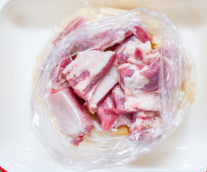 Żeberka pieczone z ziemniakami