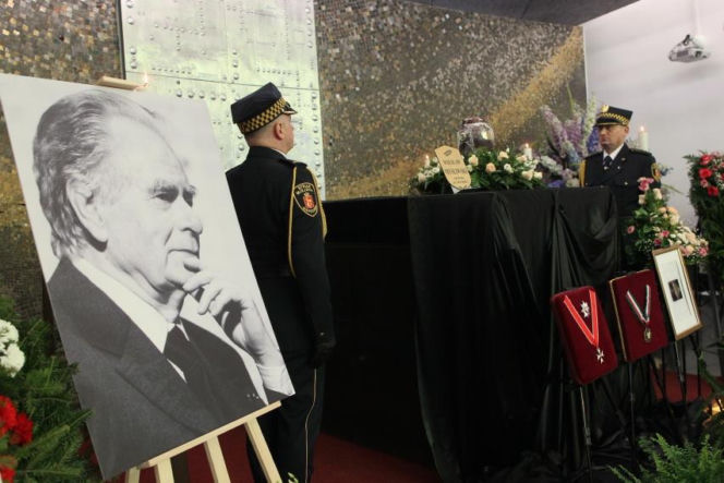 Pogrzeb Wiesława Myśliwskiego