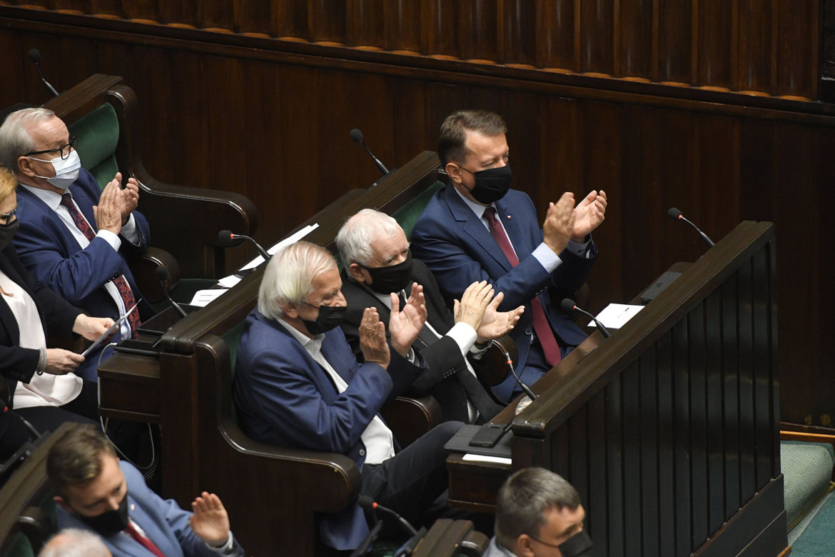 Reasumpcja głosowania w Sejmie Wojna o TVN trwa