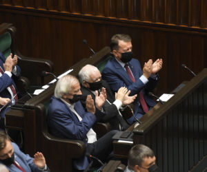 Reasumpcja głosowania w Sejmie Wojna o TVN trwa