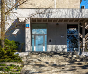 Blok Młotek na Smolnej 8 w Warszawie