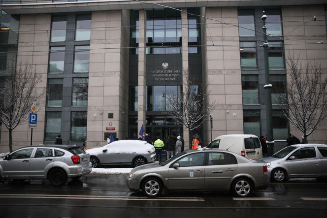 Nierówne traktowanie kierowców. Sąd uchylił kluczowe zapisy krakowskiej Strefy Czystego Transportu