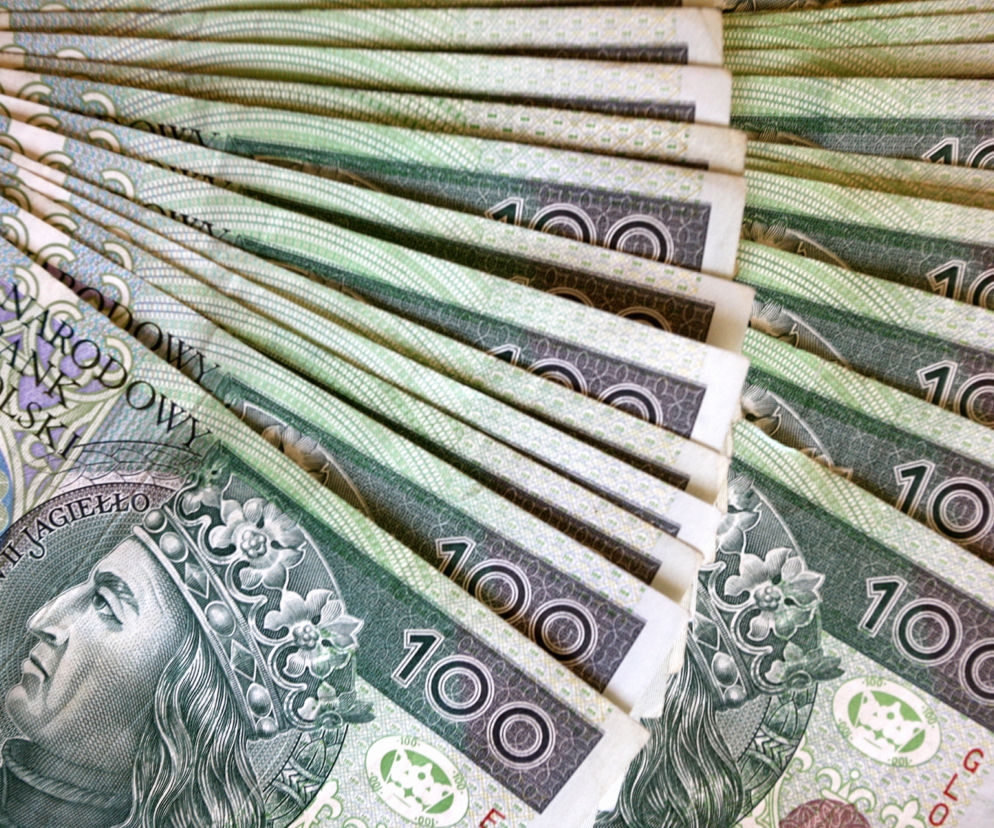 Wraz ze wzrostem stóp procentowych błyskawicznie topnieje zdolność kredytowa Polaków