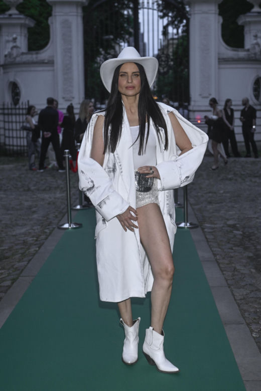 Elegancka Cielecka, umięśniona Fijal i zachowawczy Szyc. Tłum gwiazd na imprezie KMAG
