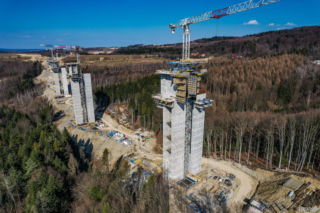 Najwyższa estakada w Polsce powstaje na S19 Babica Jawornik. Na plac budowy prowadzą serpentyny