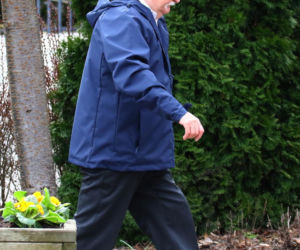 Wiosenny Lech Wałęsa na wielkanocnej mszy