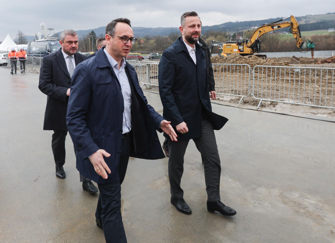 Rozpoczęła się budowa najdłuższego tunelu kolejowego w kraju. Powstaje w Małopolsce
