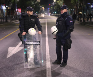 Głosowanie zakończone, ale emocje nie opadają. W Serbii policja szykuje się na demonstracje