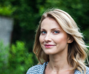 Joanna Moro chłodzi swoje ciało