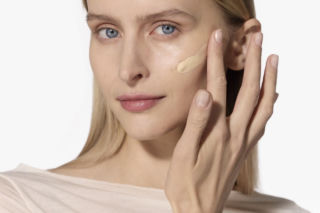 NOWOŚĆ od Your KAYA: Liquid glow, czyli ultralekki tint do twarzy i rozświetlające kropelki do twarzy i ciała