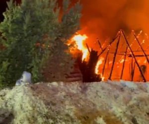 Dramat na weselu. 100 osób uciekało z płonącej karczmy. Ogień objął cały budynek