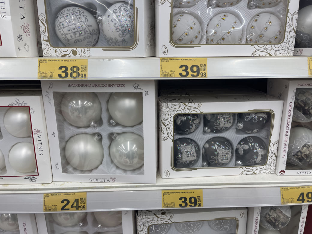 Ceny ozdób świątecznych w Krakowie. Ile trzeba za nie zapłacić?