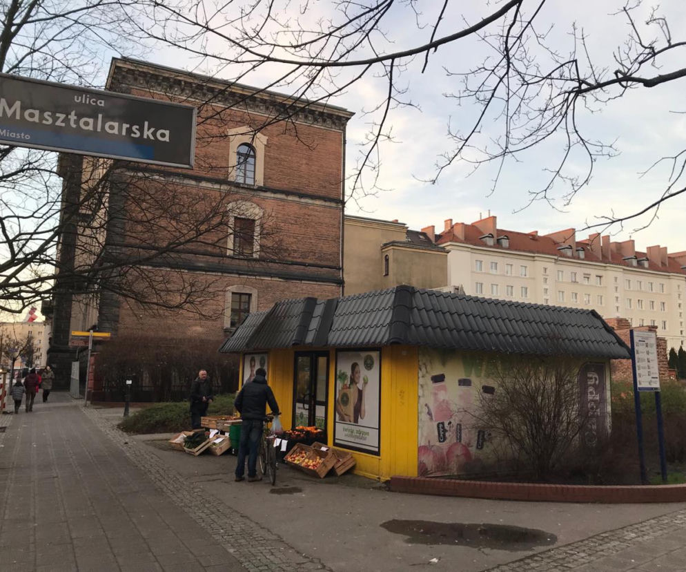 Pstrokate kioski
