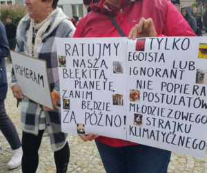Białystok: Młodzieżowy Strajk Klimatyczny: Najpierw natura, potem matura
