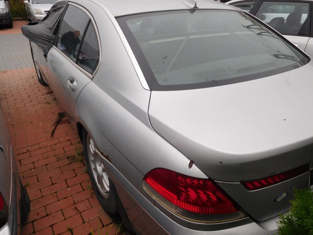 BMW 745i Kat. E65/E66 L Aut. (instalacja LPG)