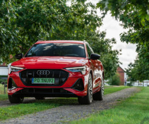 Audi e-tron Sportback 55 quattro S line (Catalunya Red)