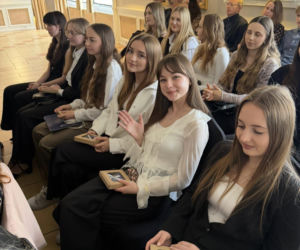 Zakończenie roku szkolnego maturzystów II LO w Starachowicach. Wyjątkowa uroczystość w obiektywie