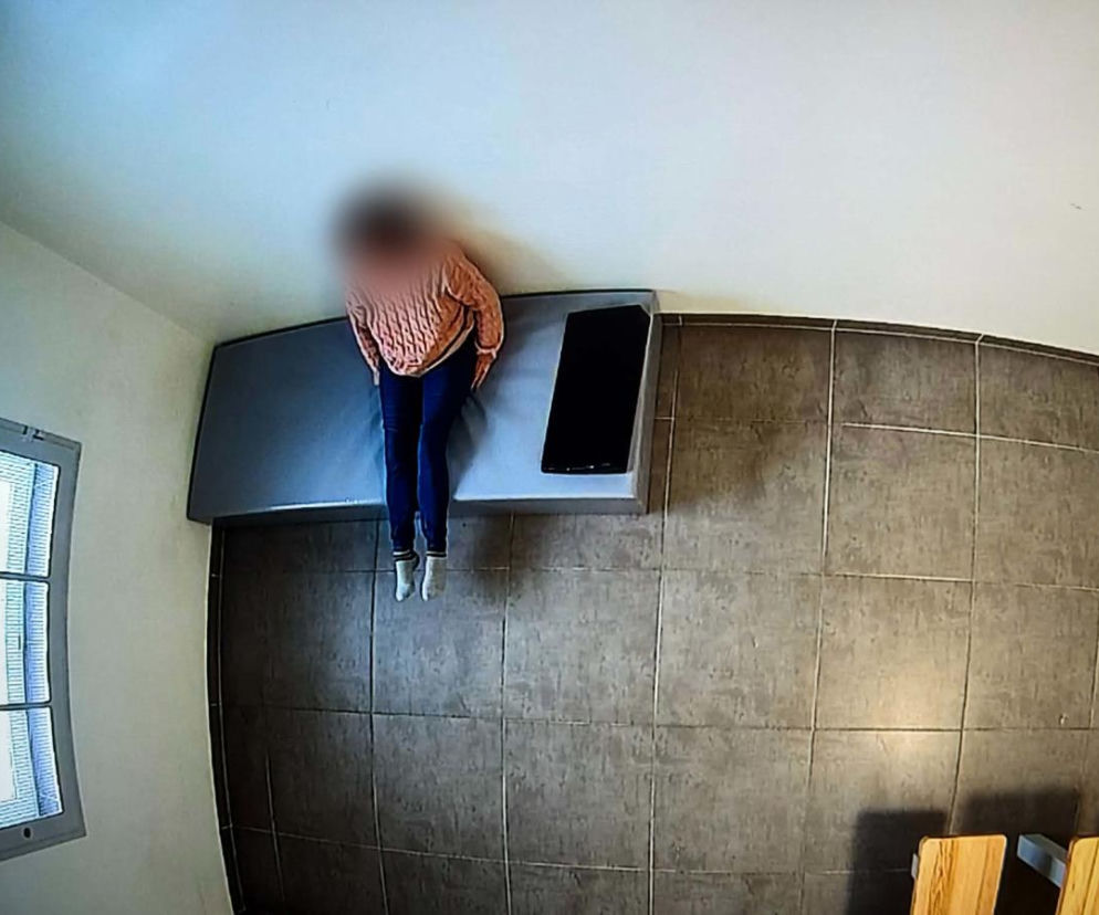 W Gostyniu kobieta zaatakowala ratowników medycznych. Bo długo czekała na ich przyjazd