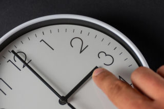 Koniec czasu zimowego. Jest data ważnej zmiany w życiu milionów Polaków