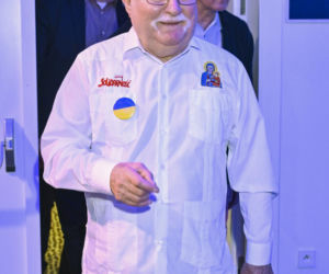 Wałęsa, Doda i Najman z żoną na gali Osobowości i Sukcesy