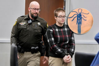 12-latka dźgała koleżankę, bo kazała jej postać z bajki. Jest na wolności