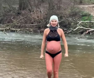 Joanna Moro morsuje w zaawansowanej  ciąży.