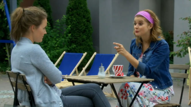 M jak miłość 1098, Ala (Olga Frycz), Olga (Marta Ścisłowicz)