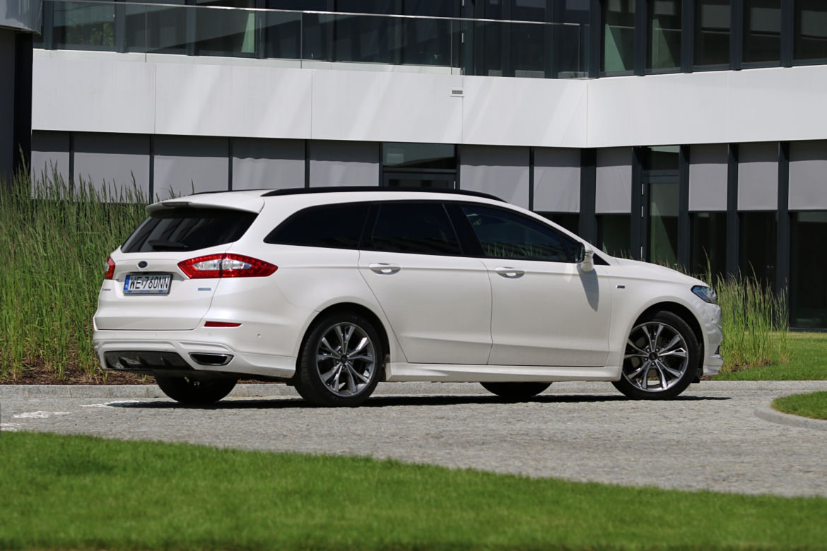 Ford Mondeo Kombi ST-Line 2.0 EcoBoost 240 KM A6