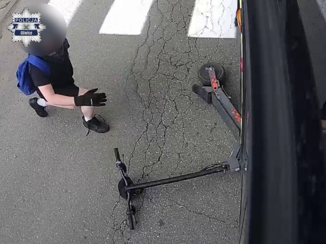 11latek wjechał hulajnoga pod autobus