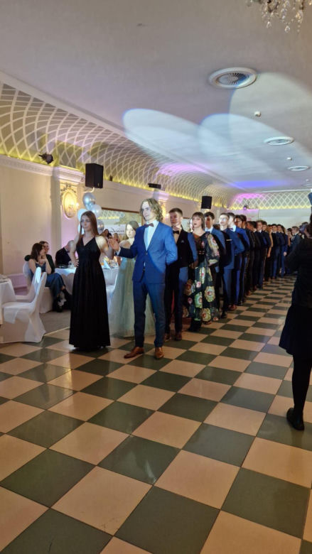 Bal odbył się w Hotelu Park na 102 przed maturą