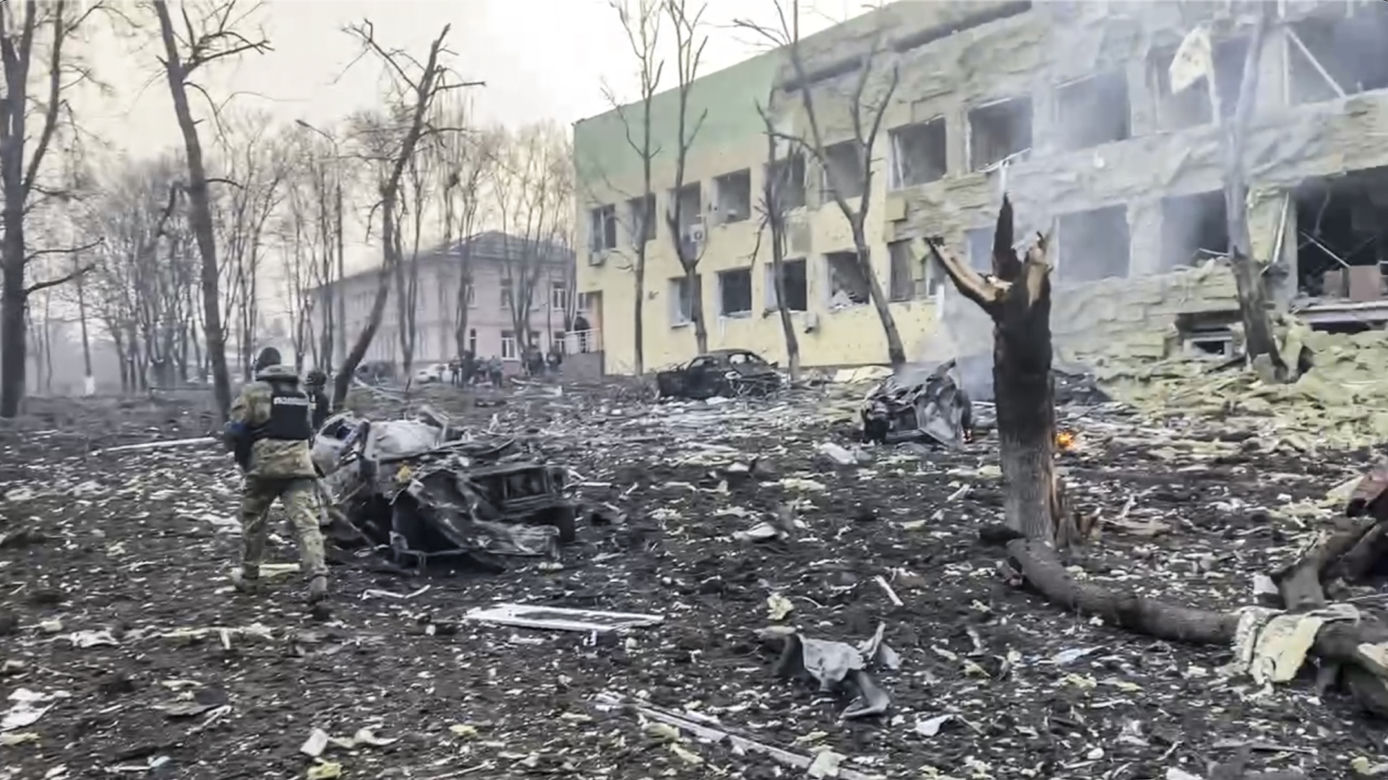 Tak wygląda wojna Putina. Barbarzyński atak wojsk rosyjskich na szpital w Mariupolu