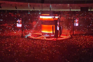 Allegro rozświetliło stadion podczas trasy Dawida Podsiadły