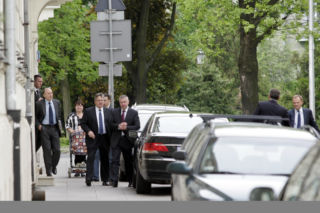 Bronisław Komorowski, Paweł Graś, Donald Tusk