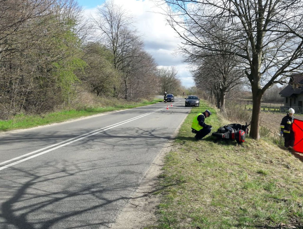 Tragiczna śmierć motorowerzysty [ZOBACZ ZDJĘCIA]