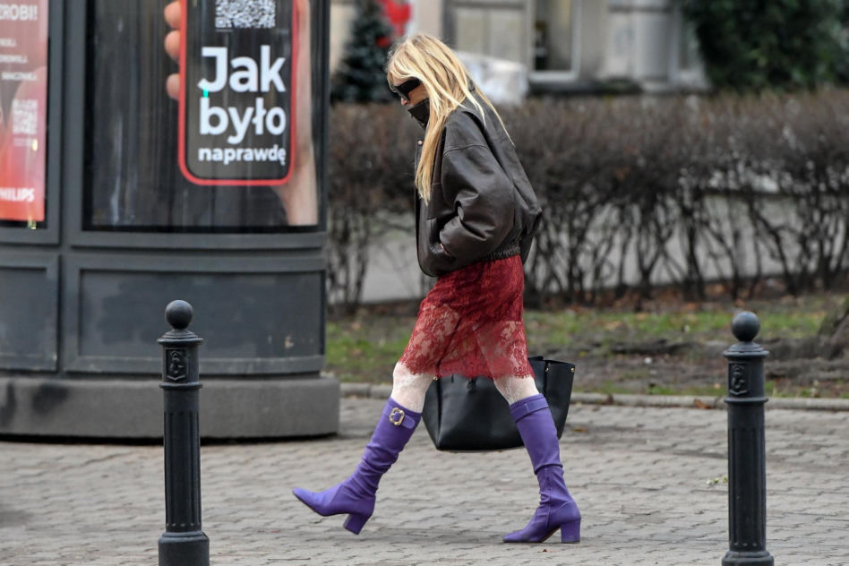 Monika Olejnik weszła w spódnicy, wyszła bez