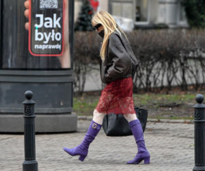 Monika Olejnik weszła w spódnicy, wyszła bez