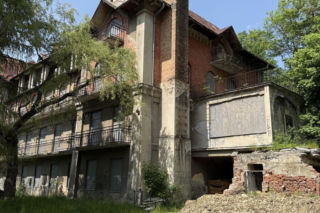 Opuszczony i nawiedzony dom w Zakopanem zostanie zamieniony w hotel. Niektórzy nazywają go polskim Silent Hill