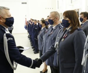 Lubelska policja ma nowych funkcjonariuszy. Ślubowanie w Lublinie